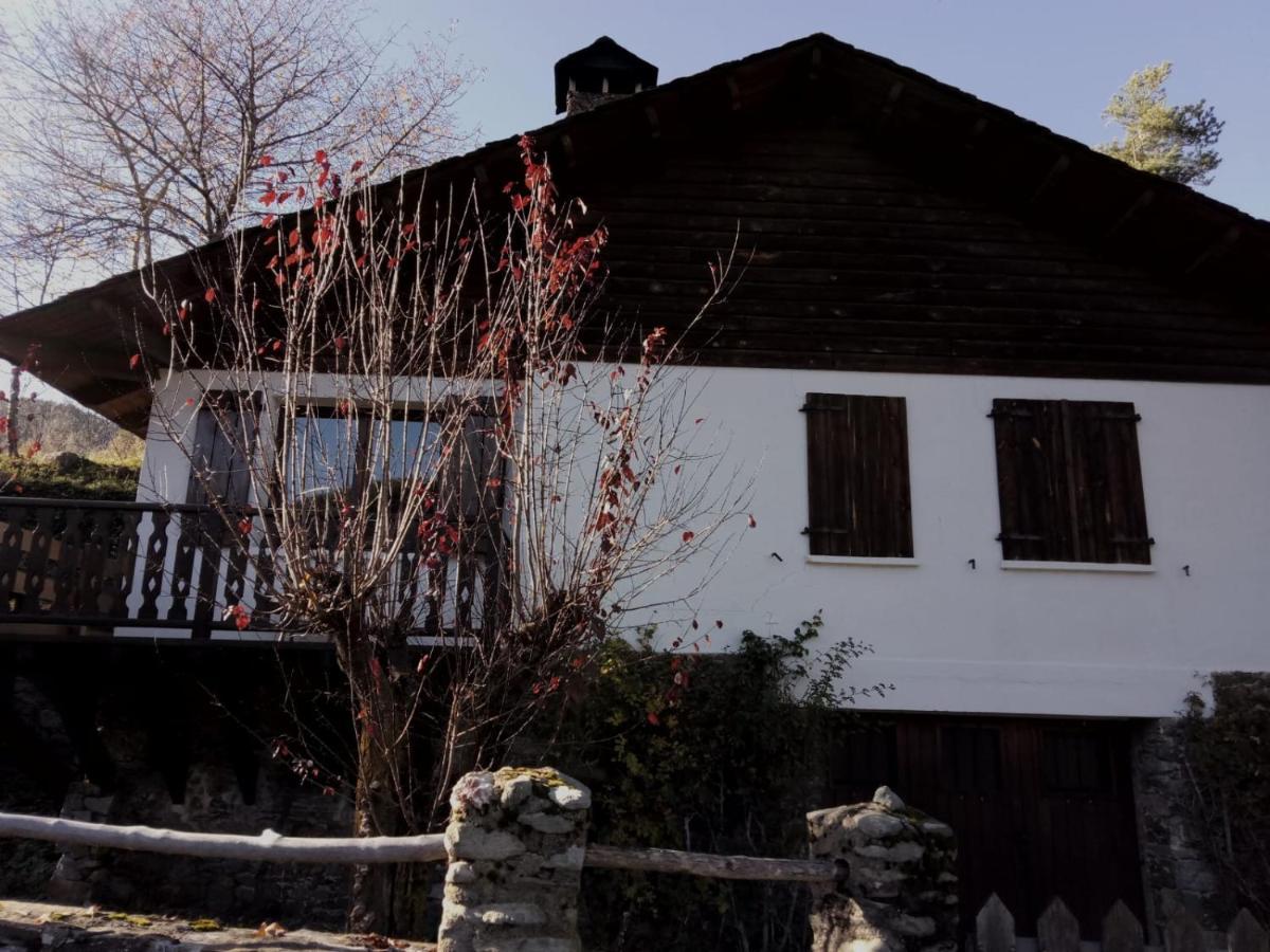 Can Serraima, Casa Rural A Prop De La Cerdanya Neva Zewnętrze zdjęcie