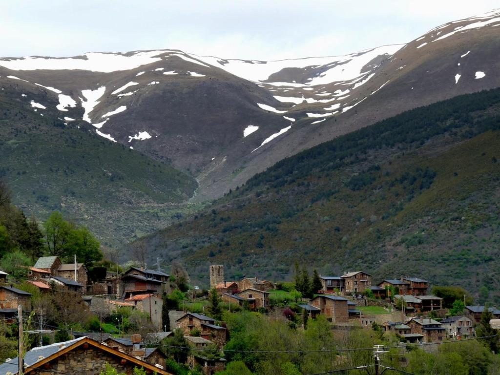 Can Serraima, Casa Rural A Prop De La Cerdanya Neva Zewnętrze zdjęcie