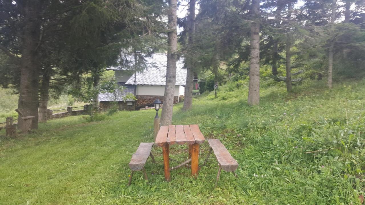 Can Serraima, Casa Rural A Prop De La Cerdanya Neva Zewnętrze zdjęcie